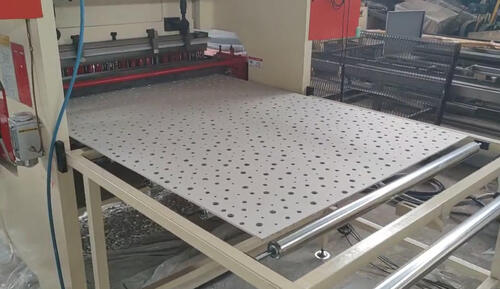 Последние решения компании о Перфоратор для гипсокартона должен быть доставлен на завод в Таиланде.